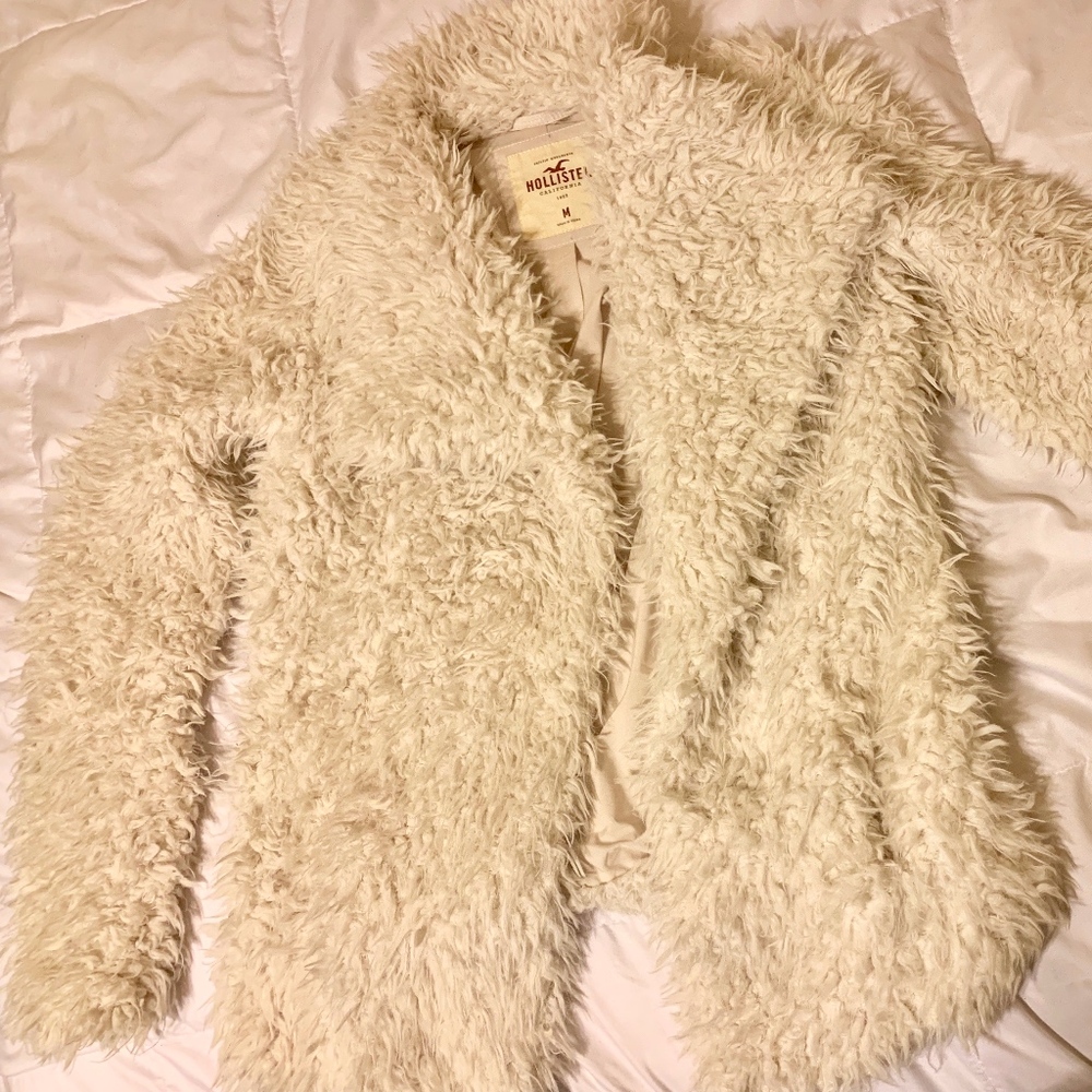 Medium Hollister white fur coat